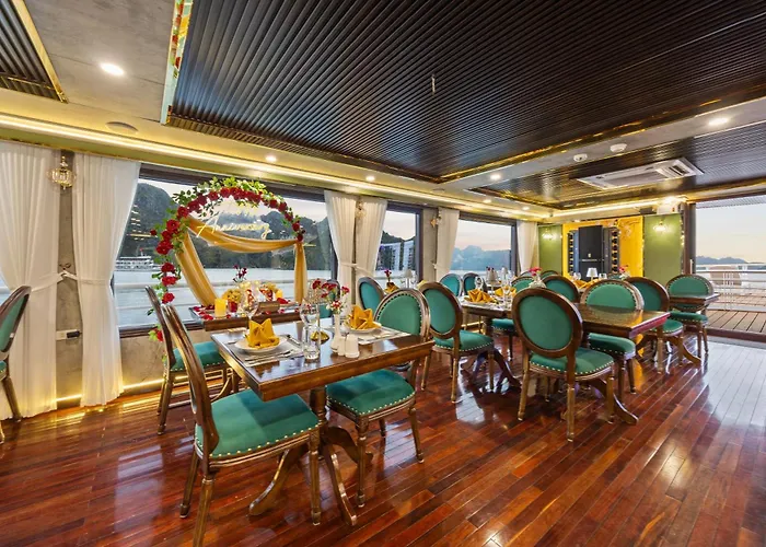 Aqua Legend Cruise - Lan Ha Bay Ha Long