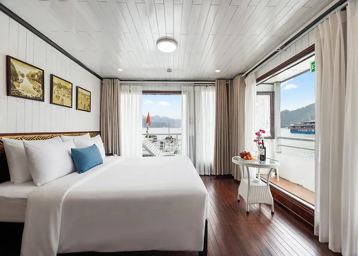 Aqua Legend Cruise - Lan Ha Bay 5* Ha Long