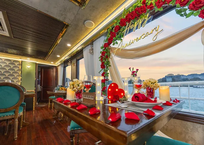 Aqua Legend Cruise - Lan Ha Bay Hotel en barco 5*