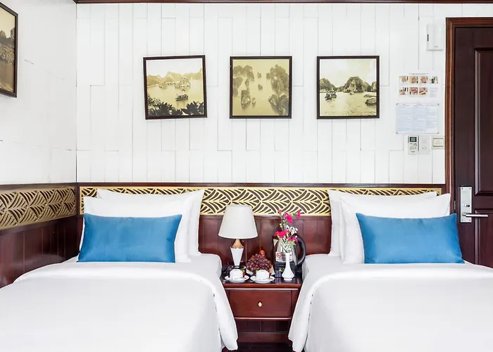 Botel Aqua Legend Cruise - Lan Ha Bay 5*