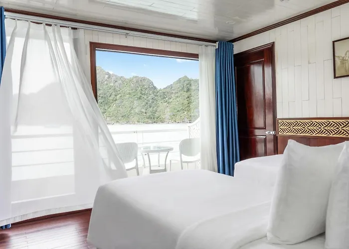 Aqua Legend Cruise - Lan Ha Bay 5*
