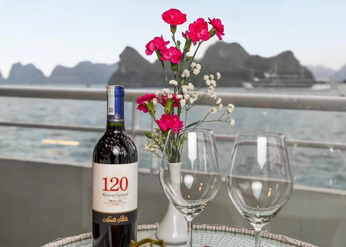 Aqua Legend Cruise - Lan Ha Bay Ha Long